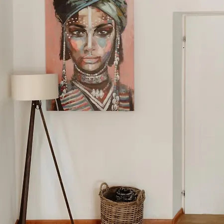 Arilend Apartment *